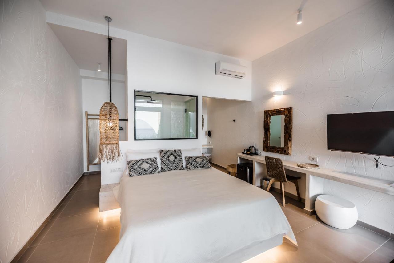 Delfini Beach Hotel & Suites อาร์คานเยโลส ภายนอก รูปภาพ