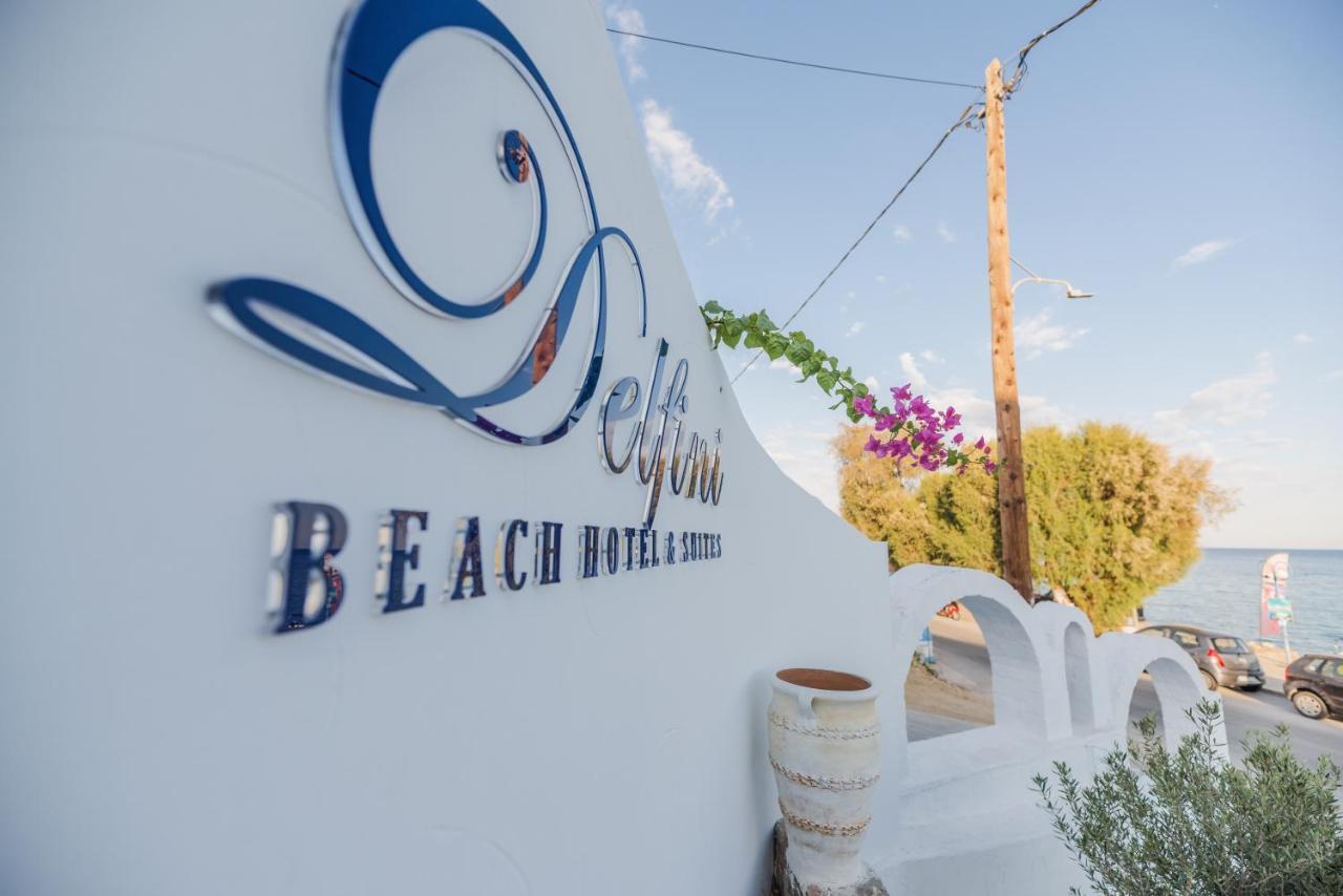 Delfini Beach Hotel & Suites อาร์คานเยโลส ภายนอก รูปภาพ