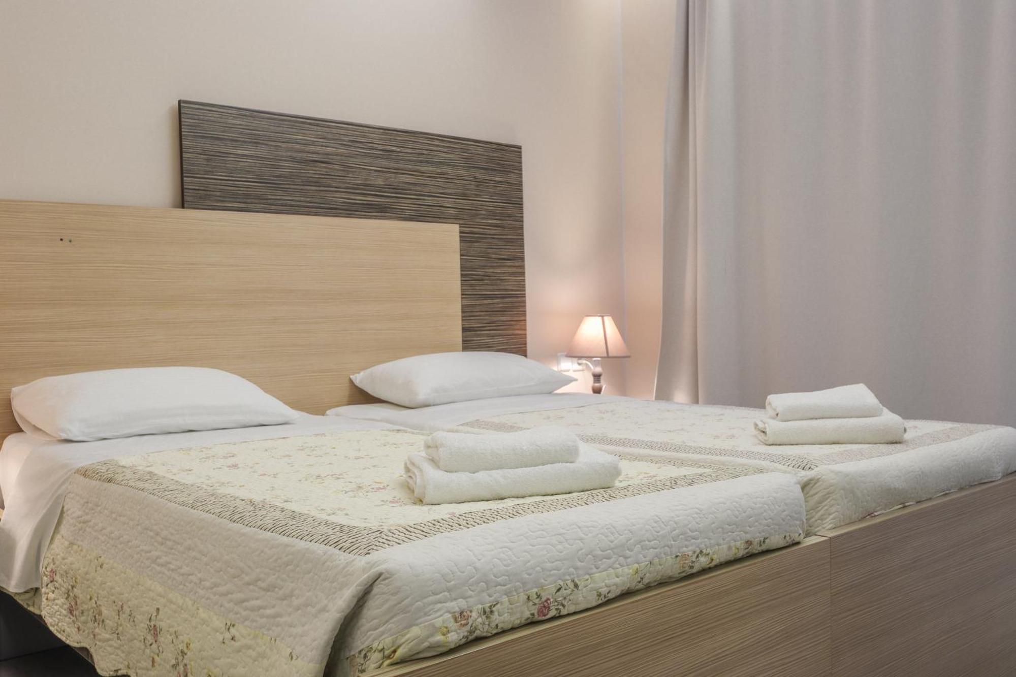 Delfini Beach Hotel & Suites อาร์คานเยโลส ภายนอก รูปภาพ